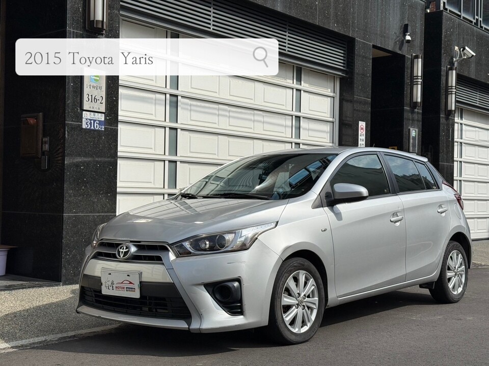 2015 TOYOTA YARIS